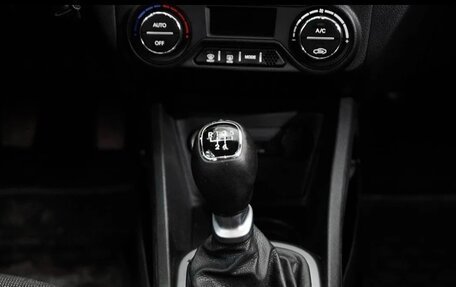 KIA Rio III рестайлинг, 2013 год, 950 000 рублей, 14 фотография