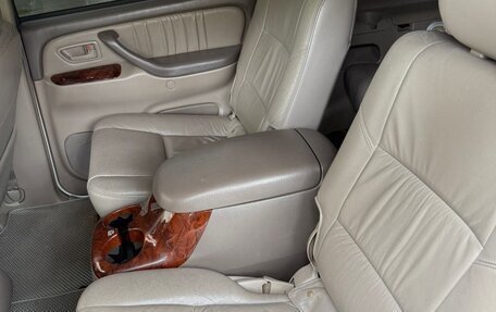 Toyota Sequoia II рестайлинг, 2006 год, 2 285 000 рублей, 6 фотография