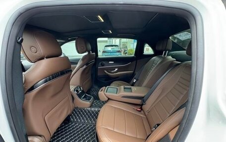 Mercedes-Benz E-Класс, 2022 год, 5 000 040 рублей, 21 фотография