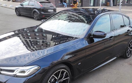 BMW 5 серия, 2021 год, 5 500 000 рублей, 2 фотография
