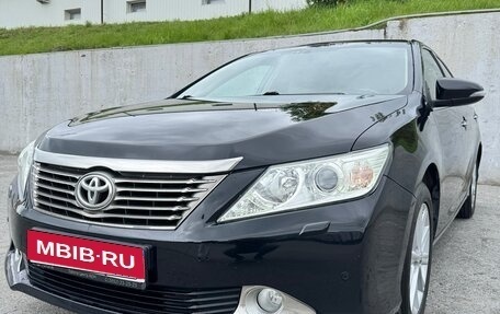 Toyota Camry, 2012 год, 1 850 000 рублей, 1 фотография