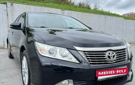 Toyota Camry, 2012 год, 1 850 000 рублей, 3 фотография