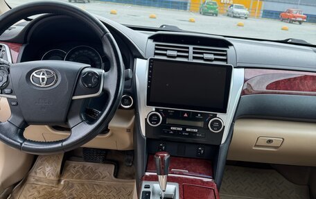 Toyota Camry, 2012 год, 1 850 000 рублей, 13 фотография
