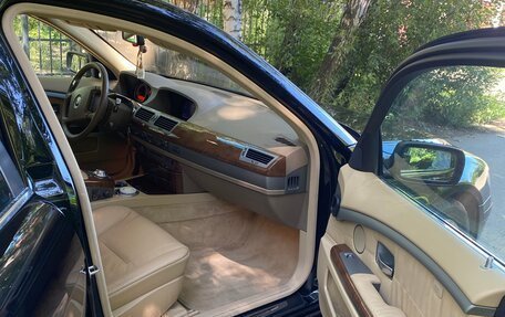 BMW 7 серия, 2003 год, 2 300 000 рублей, 10 фотография