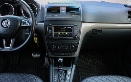 Skoda Yeti I рестайлинг, 2014 год, 1 359 000 рублей, 22 фотография