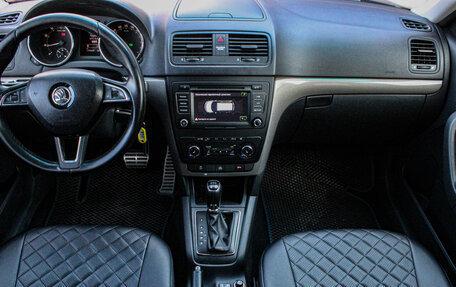 Skoda Yeti I рестайлинг, 2014 год, 1 359 000 рублей, 21 фотография