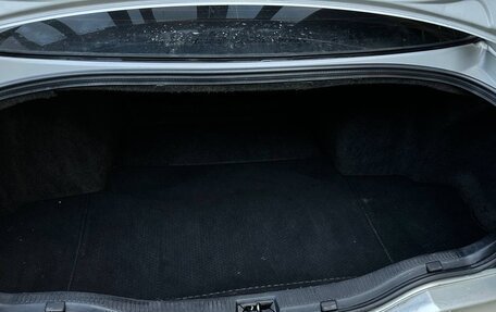 Toyota Brevis, 2001 год, 630 000 рублей, 8 фотография