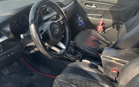 KIA Rio IV, 2018 год, 1 400 000 рублей, 12 фотография
