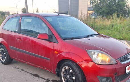 Ford Fiesta, 2007 год, 280 000 рублей, 2 фотография