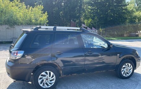 Mitsubishi Outlander III рестайлинг 3, 2004 год, 397 000 рублей, 7 фотография