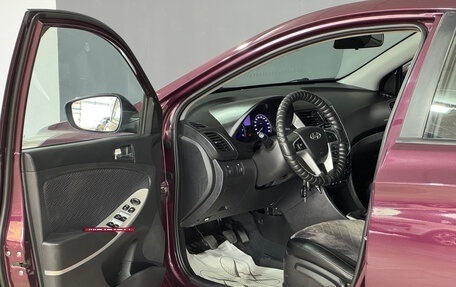 Hyundai Solaris II рестайлинг, 2013 год, 800 000 рублей, 11 фотография