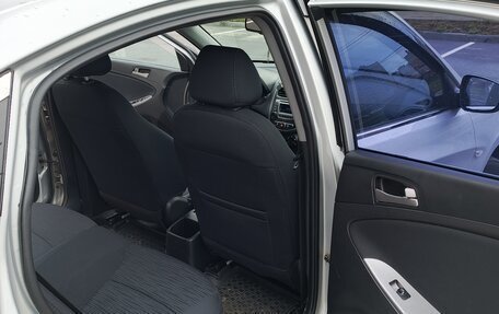 Hyundai Solaris II рестайлинг, 2014 год, 813 000 рублей, 3 фотография