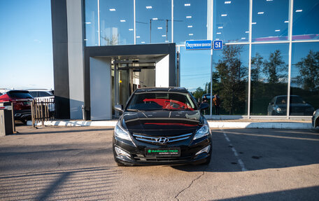 Hyundai Solaris II рестайлинг, 2015 год, 850 000 рублей, 3 фотография