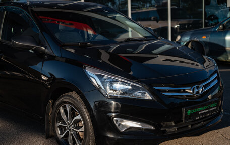 Hyundai Solaris II рестайлинг, 2015 год, 850 000 рублей, 5 фотография