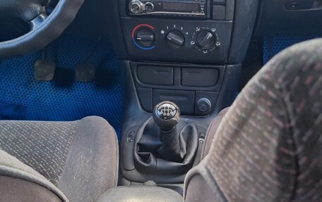 Opel Vectra B рестайлинг, 1997 год, 199 000 рублей, 3 фотография
