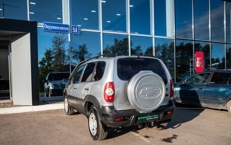 Chevrolet Niva I рестайлинг, 2009 год, 350 000 рублей, 8 фотография