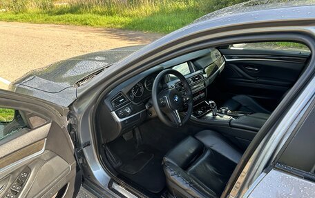 BMW 5 серия, 2010 год, 1 499 999 рублей, 13 фотография
