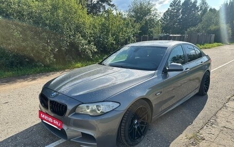 BMW 5 серия, 2010 год, 1 499 999 рублей, 2 фотография