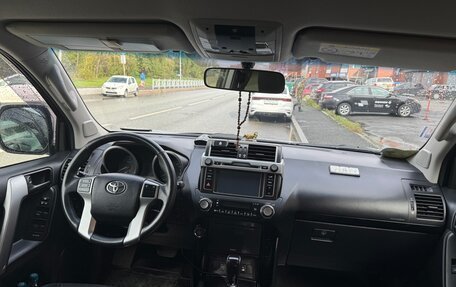 Toyota Land Cruiser Prado 150 рестайлинг 2, 2016 год, 4 100 000 рублей, 5 фотография