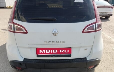 Renault Scenic III, 2011 год, 600 000 рублей, 14 фотография