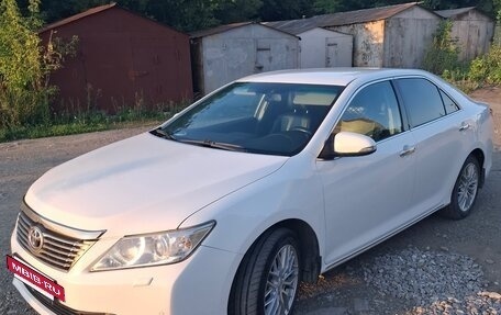 Toyota Camry, 2014 год, 1 930 000 рублей, 2 фотография