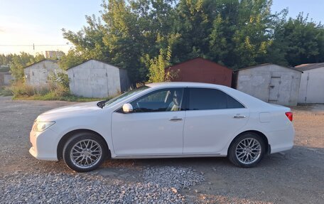 Toyota Camry, 2014 год, 1 930 000 рублей, 3 фотография