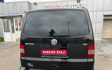 Volkswagen Multivan T5, 2004 год, 1 335 000 рублей, 2 фотография