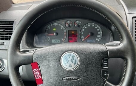 Volkswagen Multivan T5, 2004 год, 1 335 000 рублей, 19 фотография