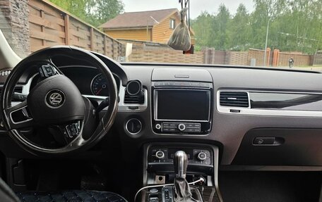 Volkswagen Touareg III, 2017 год, 3 600 000 рублей, 8 фотография