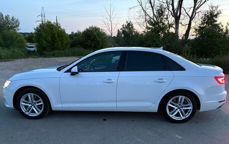 Audi A4, 2017 год, 2 375 000 рублей, 5 фотография