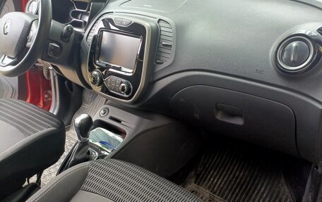 Renault Kaptur I рестайлинг, 2019 год, 1 700 000 рублей, 8 фотография