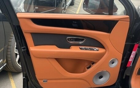 Bentley Bentayga I, 2025 год, 39 000 000 рублей, 12 фотография