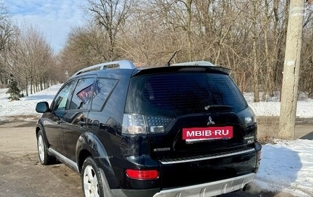 Mitsubishi Outlander III рестайлинг 3, 2008 год, 890 000 рублей, 4 фотография