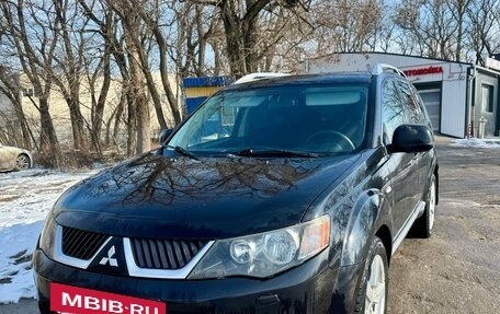 Mitsubishi Outlander III рестайлинг 3, 2008 год, 890 000 рублей, 8 фотография
