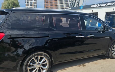 KIA Carnival, 2020 год, 3 500 000 рублей, 6 фотография
