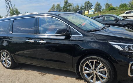 KIA Carnival, 2020 год, 3 500 000 рублей, 5 фотография