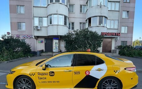 Toyota Camry, 2023 год, 3 500 000 рублей, 6 фотография