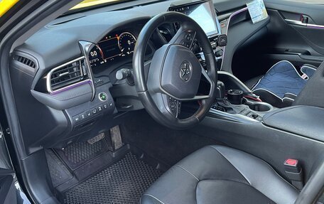 Toyota Camry, 2023 год, 3 500 000 рублей, 7 фотография