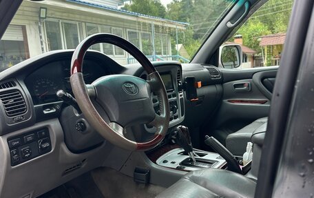 Toyota Land Cruiser 100 рестайлинг 2, 2000 год, 1 500 000 рублей, 5 фотография