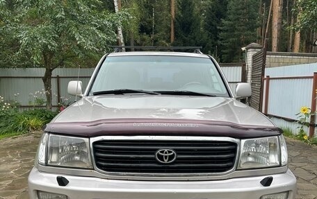Toyota Land Cruiser 100 рестайлинг 2, 2000 год, 1 500 000 рублей, 9 фотография