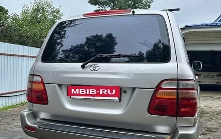 Toyota Land Cruiser 100 рестайлинг 2, 2000 год, 1 500 000 рублей, 8 фотография