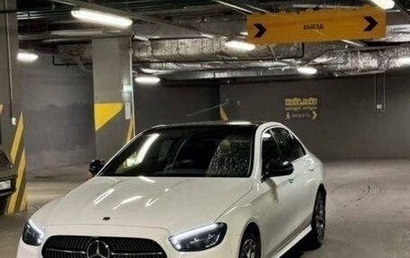 Mercedes-Benz E-Класс, 2021 год, 4 400 000 рублей, 8 фотография