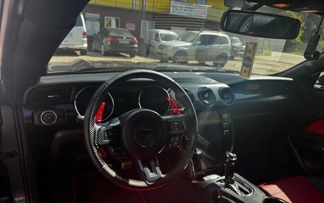 Ford Mustang VI рестайлинг, 2014 год, 2 750 000 рублей, 19 фотография