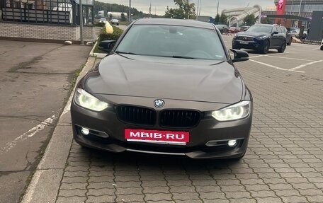 BMW 3 серия, 2014 год, 2 250 000 рублей, 10 фотография