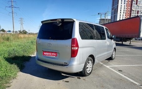 Hyundai Grand Starex Grand Starex I рестайлинг 2, 2010 год, 1 245 000 рублей, 5 фотография