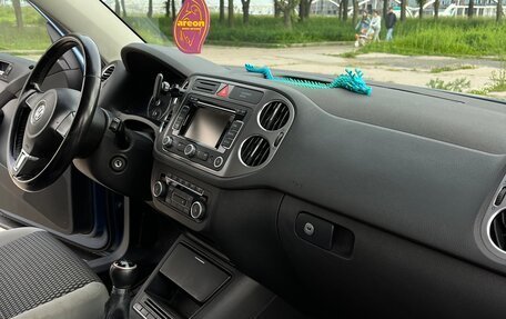 Volkswagen Tiguan I, 2011 год, 620 000 рублей, 9 фотография