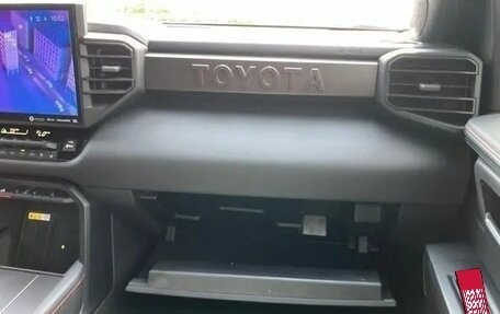 Toyota Sequoia, 2024 год, 12 600 000 рублей, 18 фотография