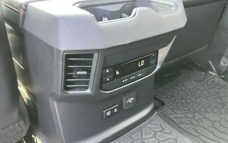 Toyota Sequoia, 2024 год, 12 600 000 рублей, 36 фотография