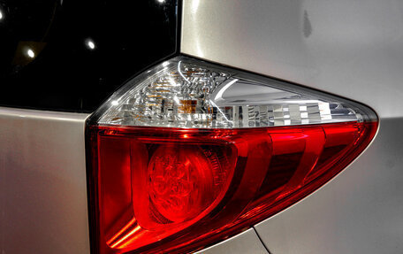 Toyota Ractis II, 2012 год, 1 049 000 рублей, 10 фотография