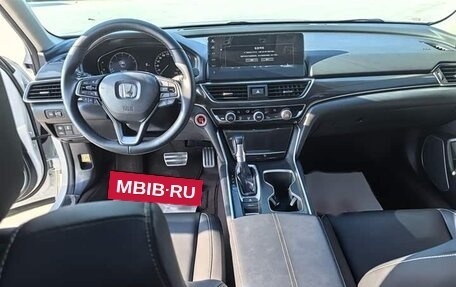 Honda Accord IX рестайлинг, 2022 год, 2 350 000 рублей, 8 фотография